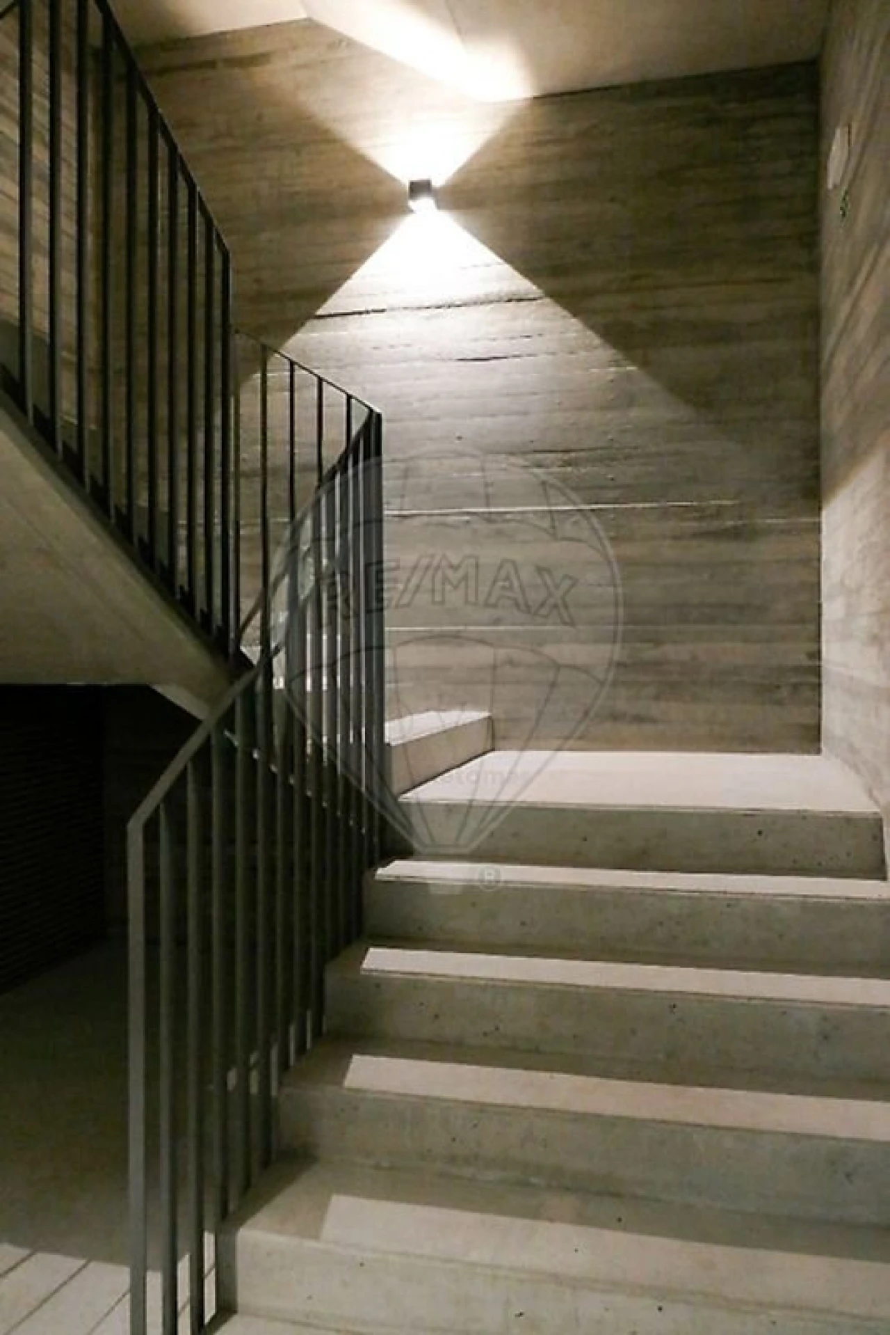 Apartamento T1 para Venda em Ramalde Foto 9