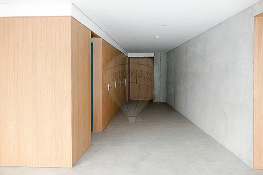 Apartamento T1 para Venda em Ramalde Foto 8