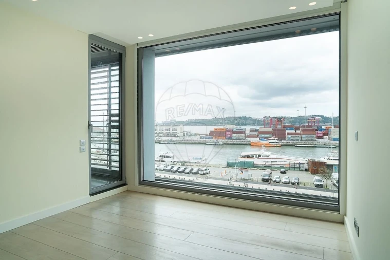 Apartamento T4 para Venda em Estrela Foto 11