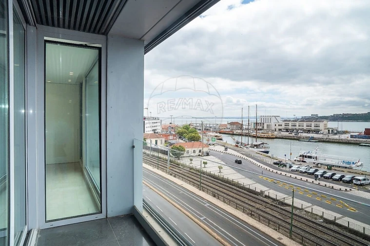 Apartamento T4 para Venda em Estrela Foto 4