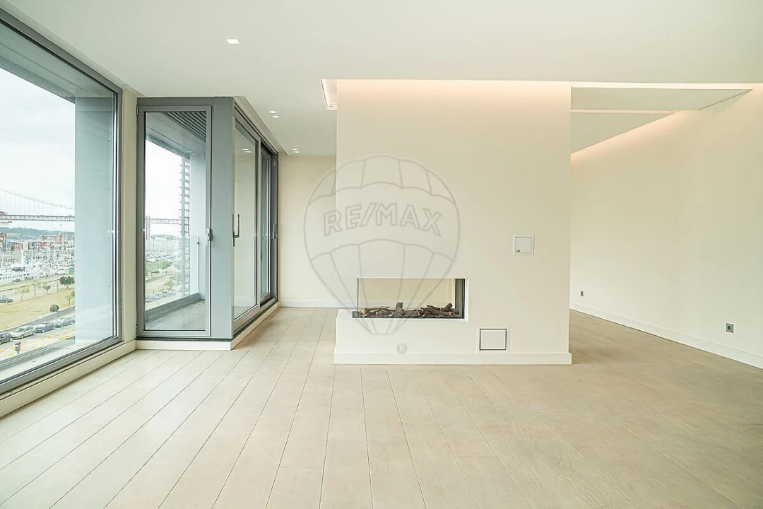 Apartamento T4 para Venda em Estrela Foto 2