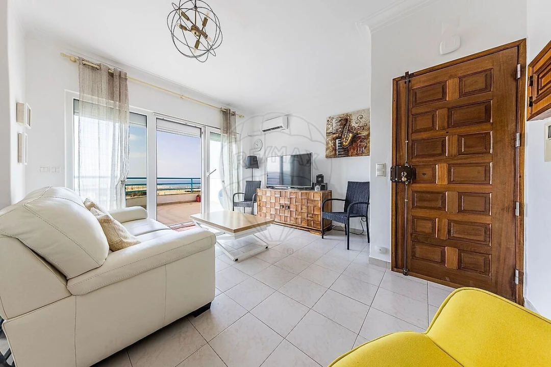 Apartamento T1 para Venda em Costa da Caparica Foto 19