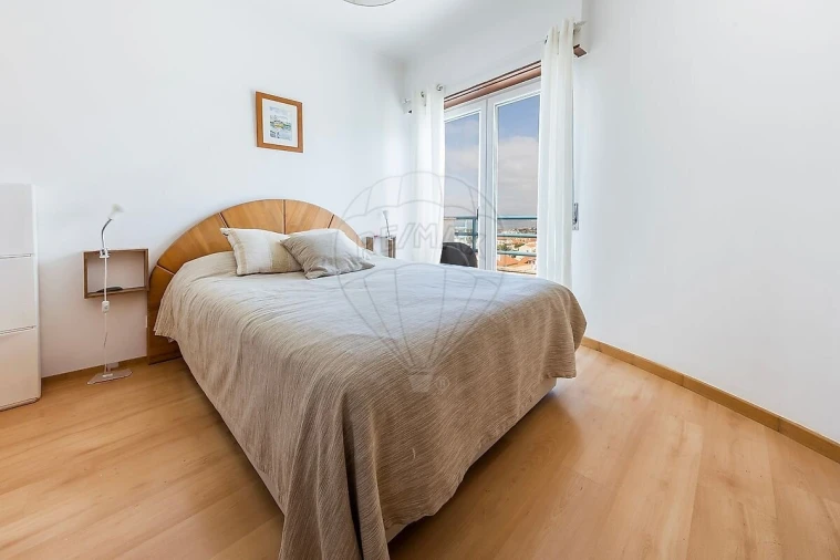 Apartamento T1 para Venda em Costa da Caparica Foto 30