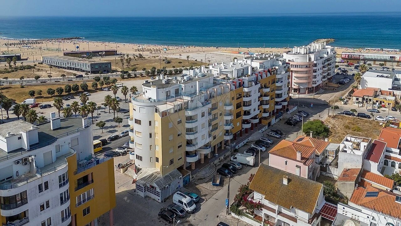 Apartamento T1 para Venda em Costa da Caparica Foto 9