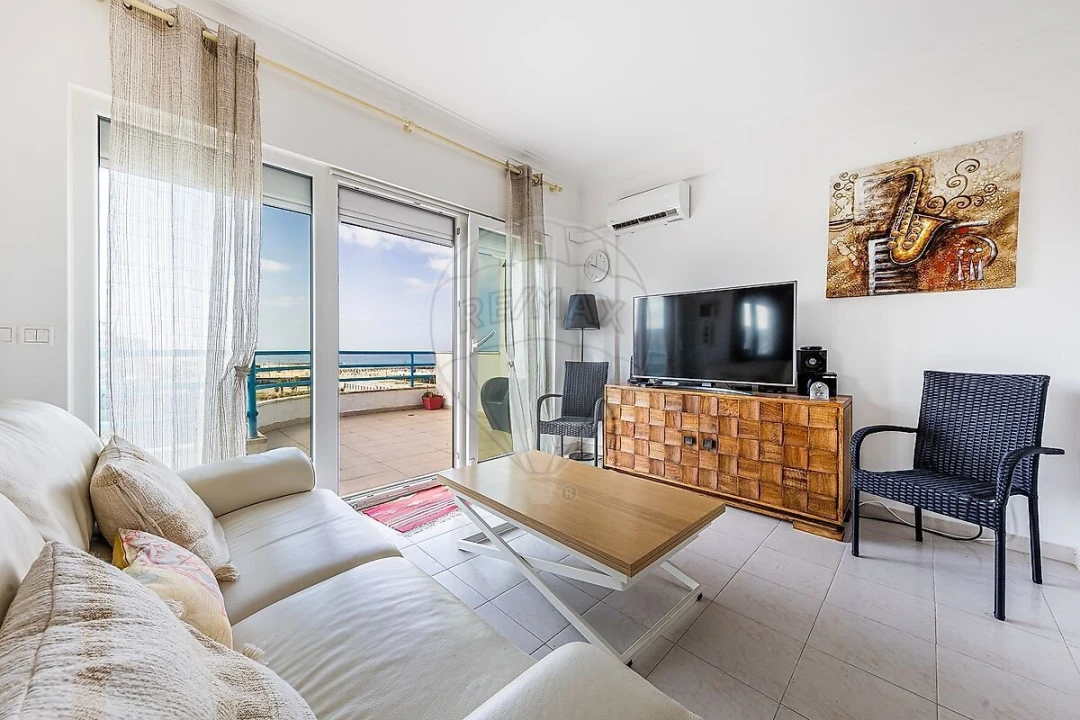 Apartamento T1 para Venda em Costa da Caparica Foto 21