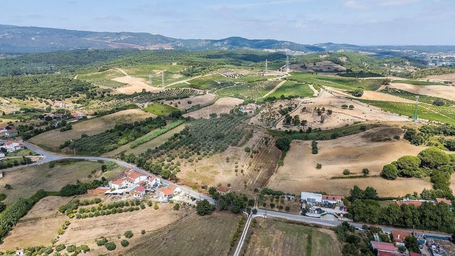 Terreno para Venda em Alcoentre Foto 3