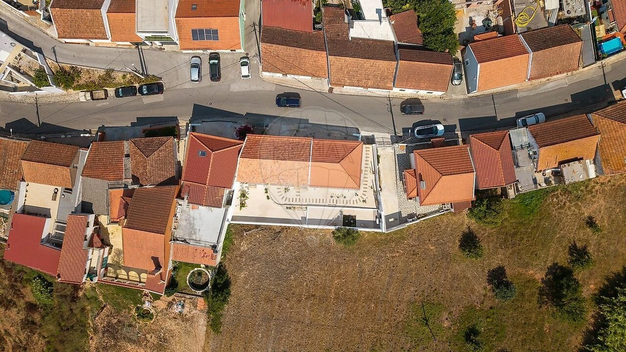Moradia T2 para Venda em Olhalvo Foto 37