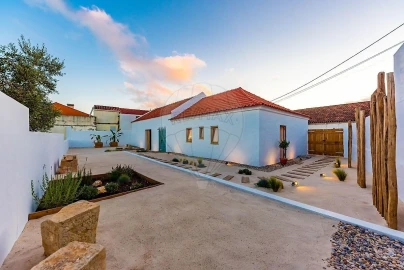 Moradia T2 para Venda em Olhalvo