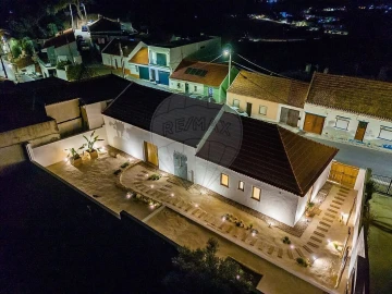 Moradia T2 para Venda em Olhalvo