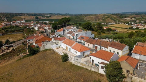 Moradia T2 para Venda em Olhalvo