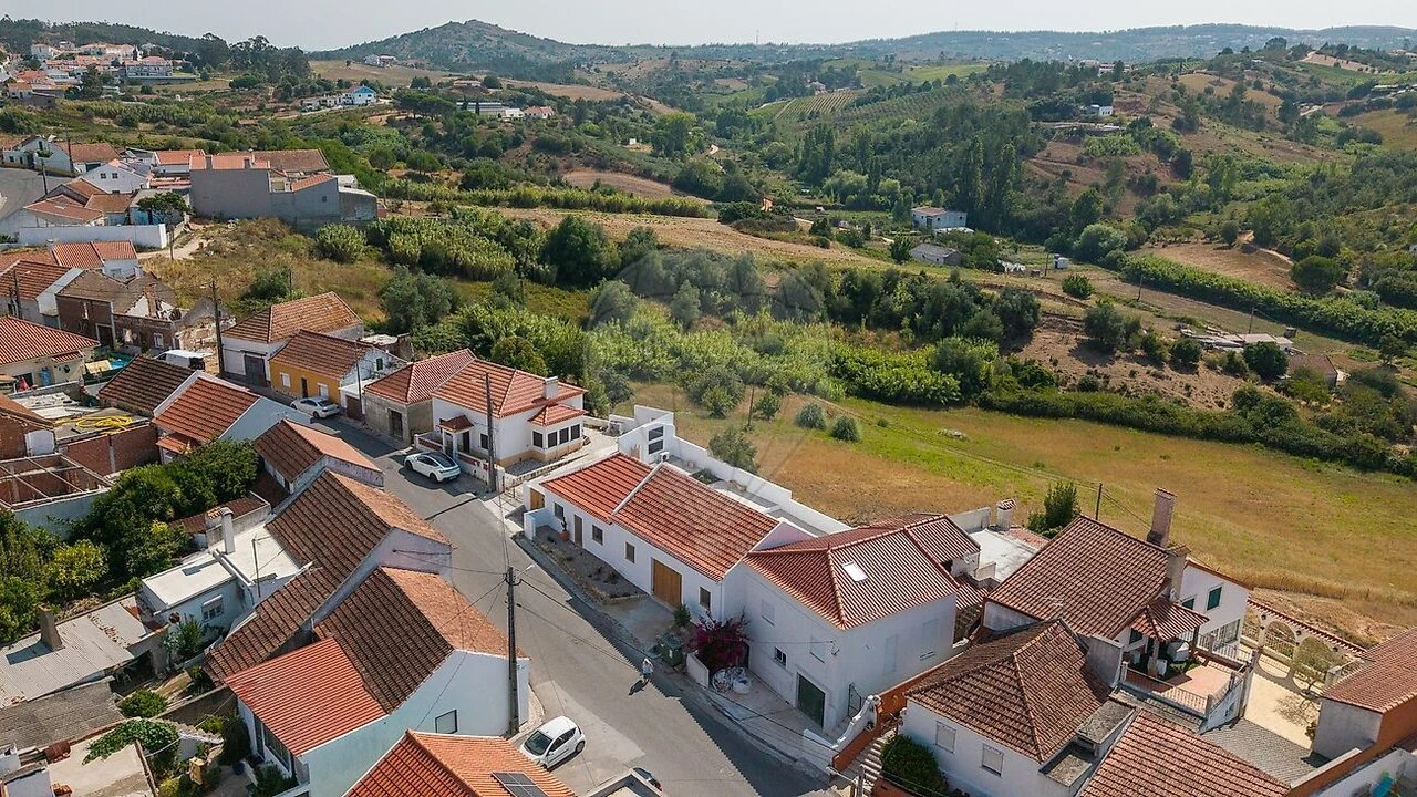 Moradia T2 para Venda em Olhalvo Foto 36
