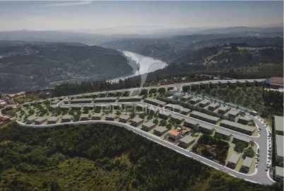 Terreno para Venda em Sandim, Olival, Lever e Crestuma