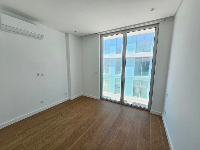 Apartamento T2 para Venda em São Martinho do Porto Foto 14