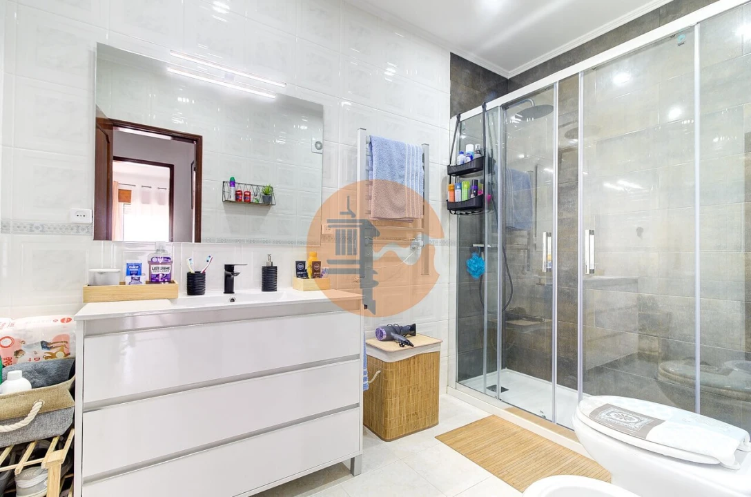 Apartamento T3 para Venda em Vila Real de Santo Antonio Foto 15