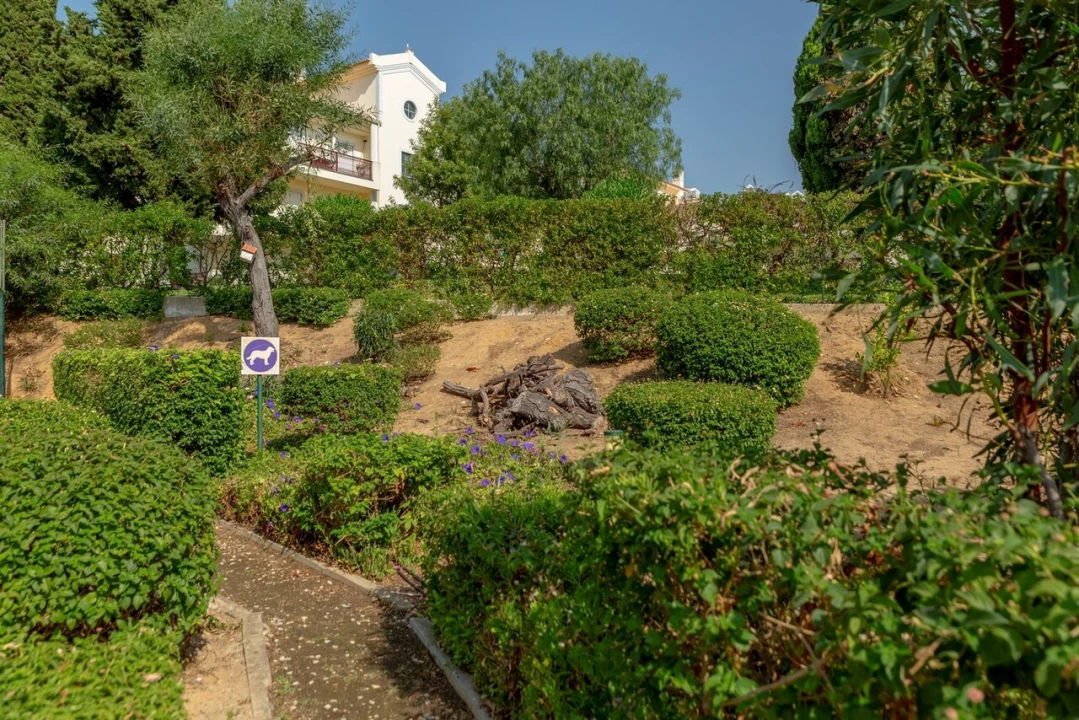 Apartamento T1 para Venda em Albufeira e Olhos de Água Foto 32