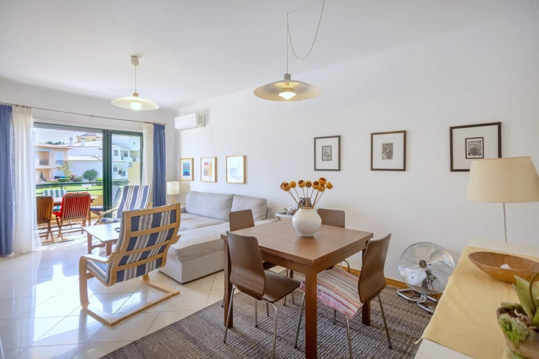 Apartamento T1 para Venda em Albufeira e Olhos de Água Foto 4