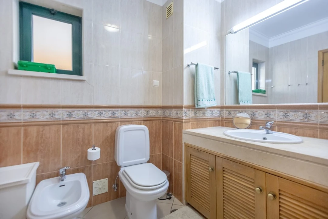 Apartamento T1 para Venda em Albufeira e Olhos de Água Foto 18