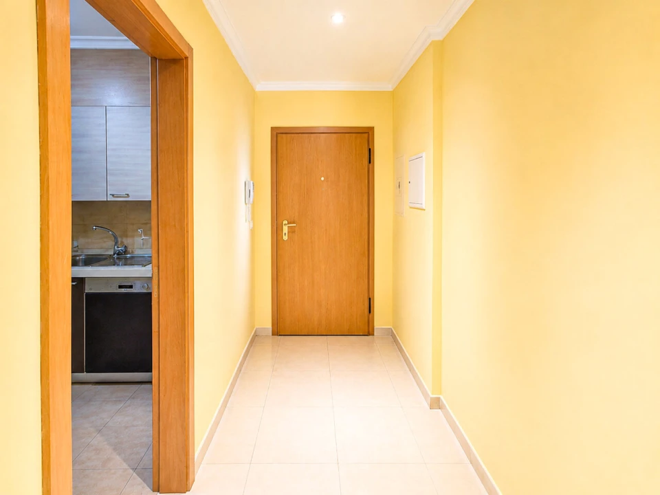 Apartamento T2 para Venda em Alvor Foto 6