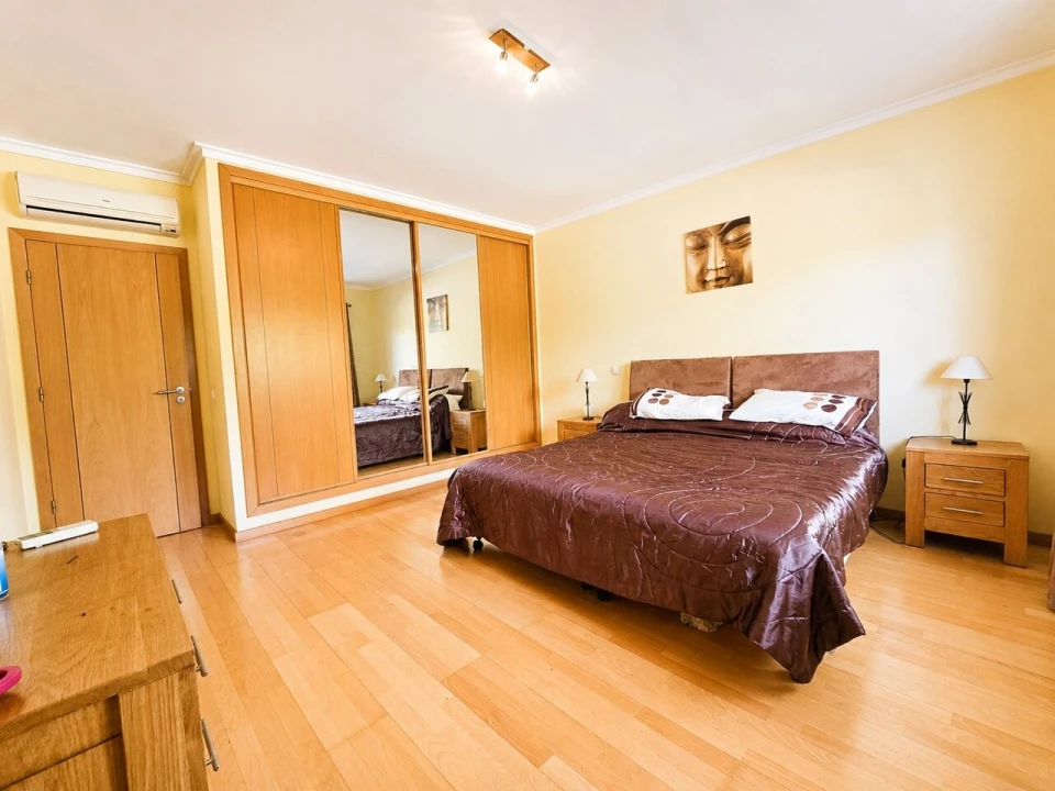 Apartamento T2 para Venda em Alvor Foto 15