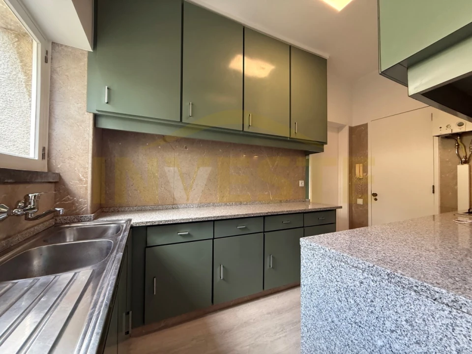 Apartamento T3 para Arrendamento em Alcabideche Foto 7