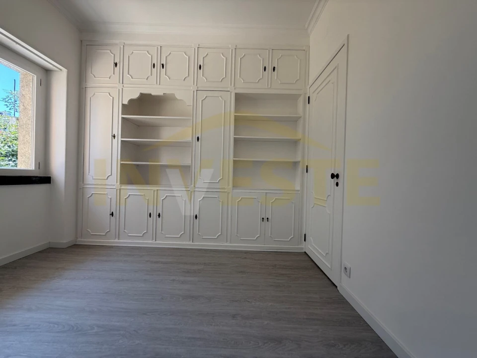 Apartamento T3 para Arrendamento em Alcabideche Foto 16