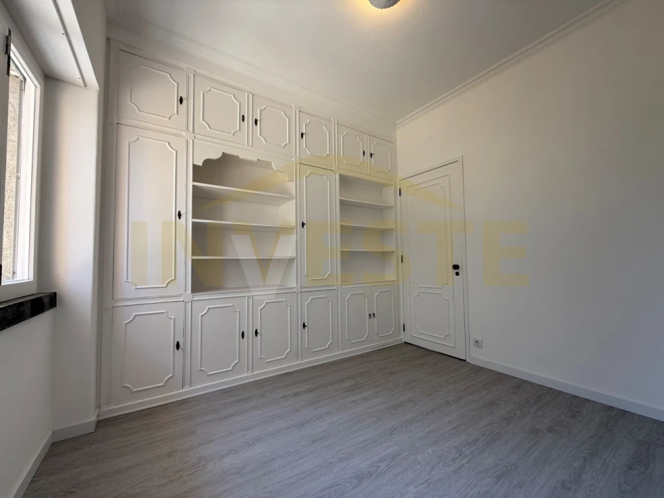 Apartamento T3 para Arrendamento em Alcabideche Foto 17