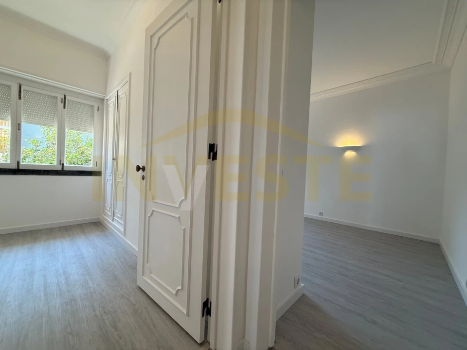 Apartamento T3 para Arrendamento em Alcabideche Foto 12