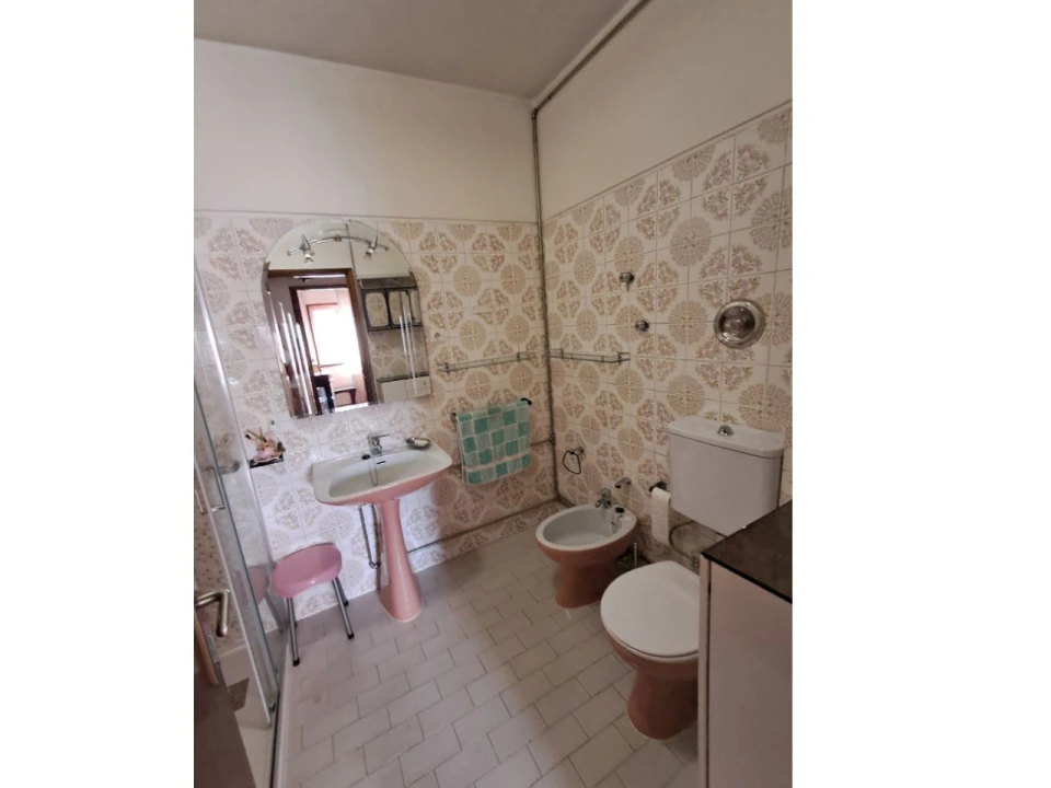Apartamento T2 para Venda em Cidade da Maia Foto 9
