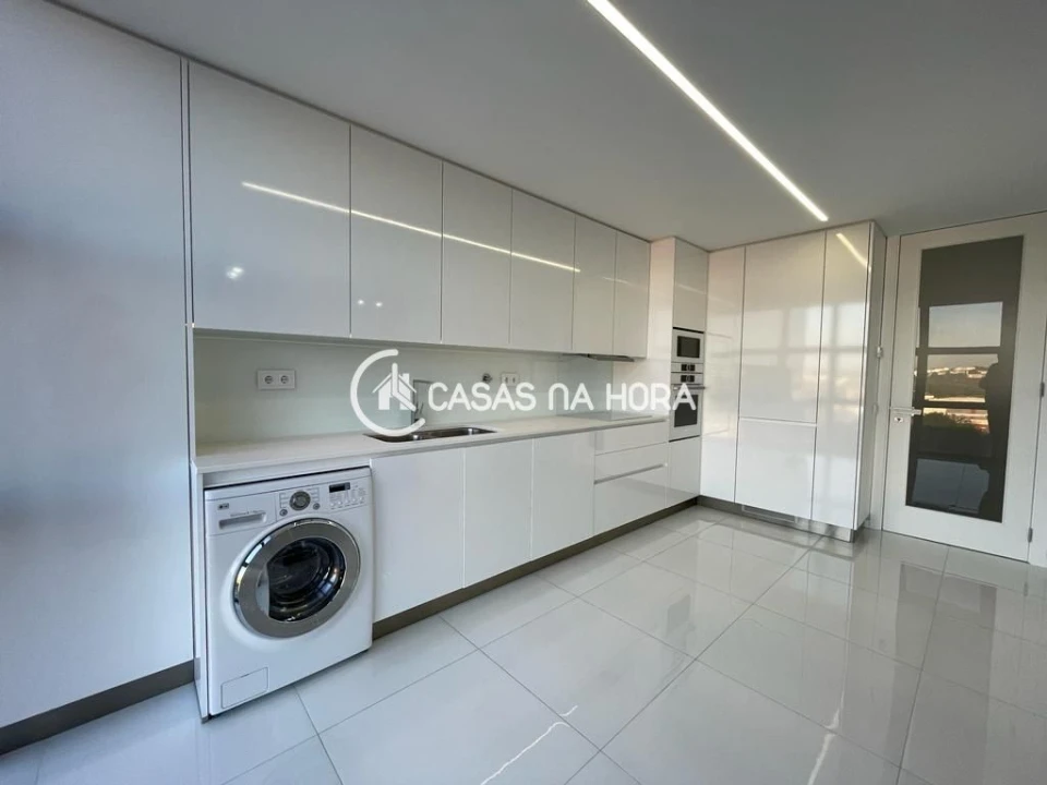 Apartamento T3 para Arrendamento em Viseu Foto 2
