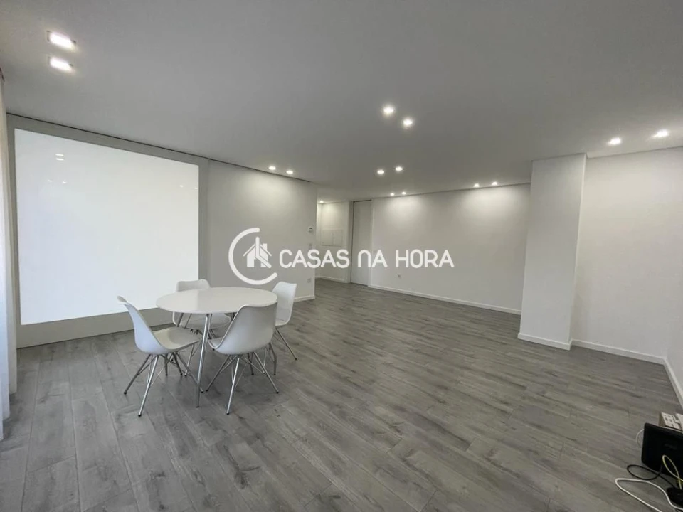 Apartamento T3 para Arrendamento em Viseu Foto 6