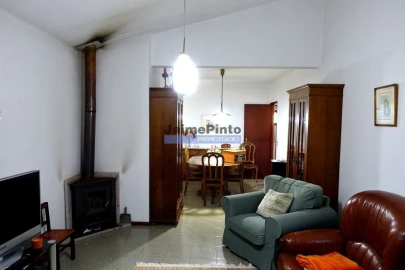 Moradia T3 para Venda em Santa Comba
