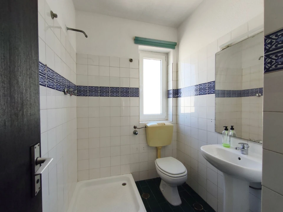 Apartamento T3 para Venda em Quarteira Foto 23