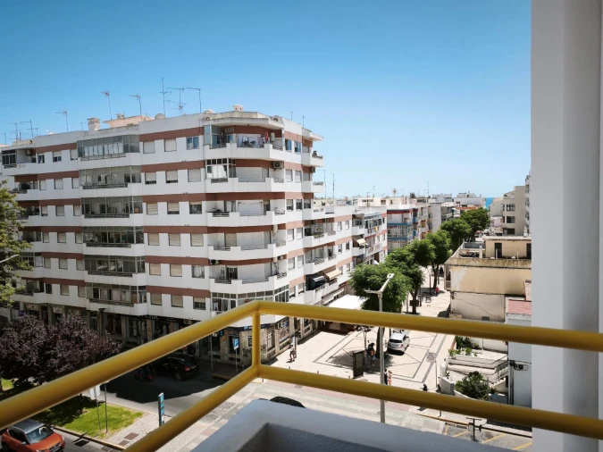 Apartamento T3 para Venda em Quarteira Foto 9