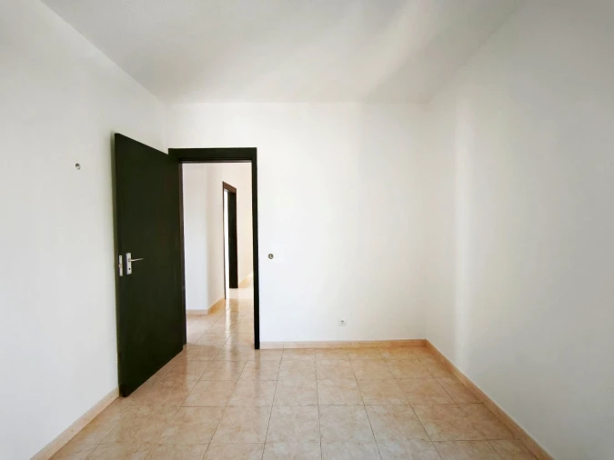 Apartamento T3 para Venda em Quarteira Foto 12