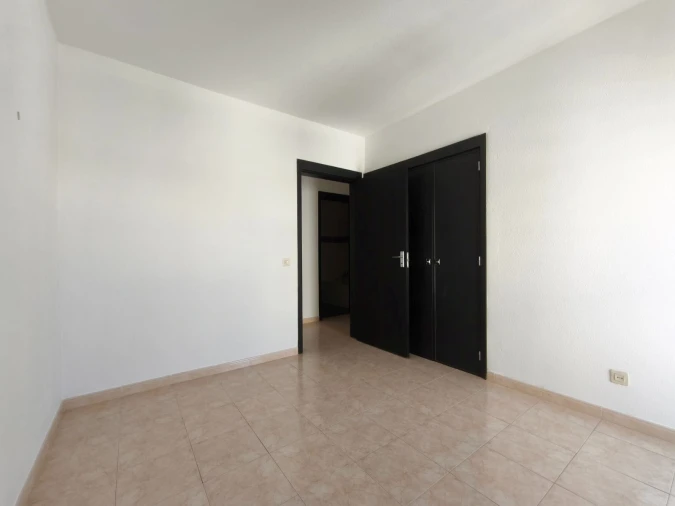 Apartamento T3 para Venda em Quarteira Foto 19