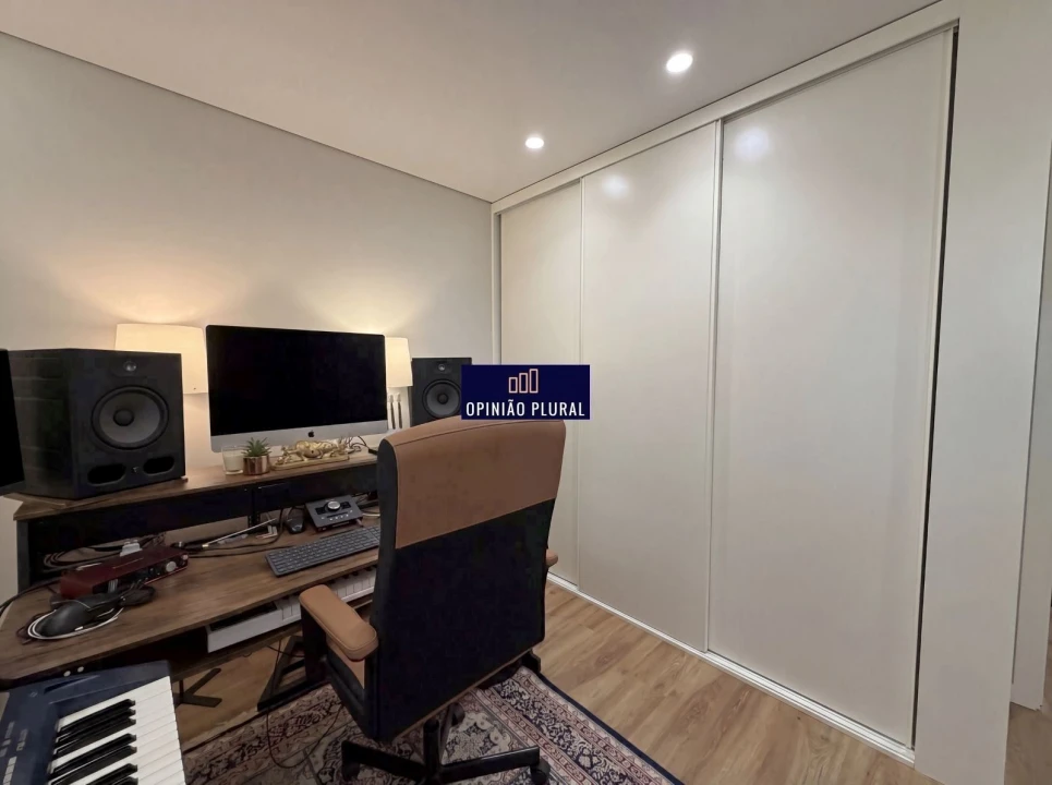 Apartamento T2 para Venda em Avintes Foto 4