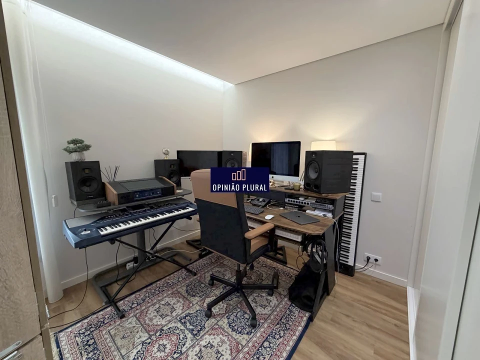 Apartamento T2 para Venda em Avintes Foto 5