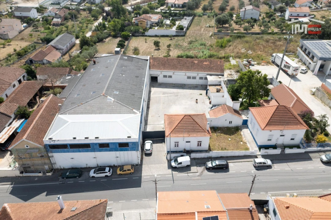 Negócio para Venda em Parceiros e Azoia Foto 9