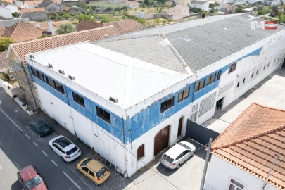 Negócio para Venda em Parceiros e Azoia