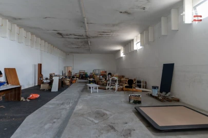 Negócio para Venda em Parceiros e Azoia