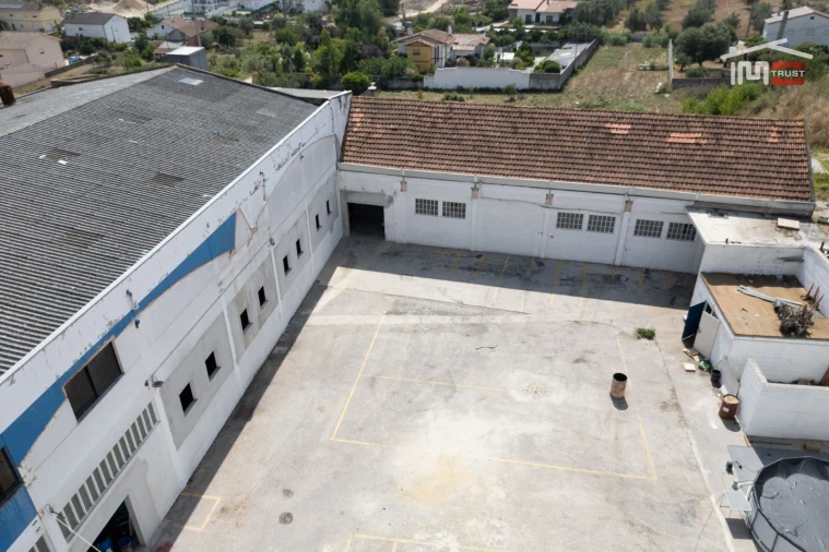 Negócio para Venda em Parceiros e Azoia Foto 12