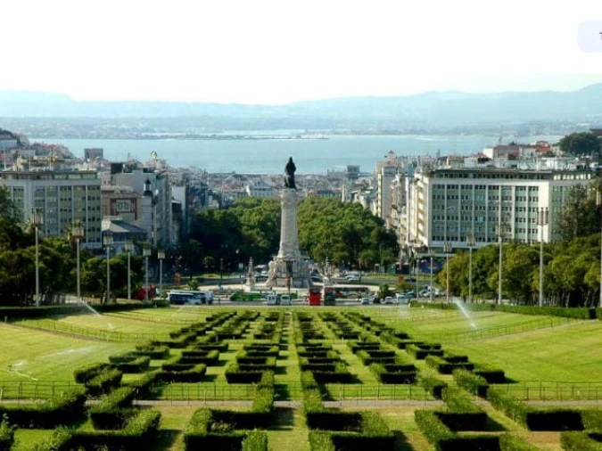 Apartamento T2 para Venda em Avenidas Novas Foto 7