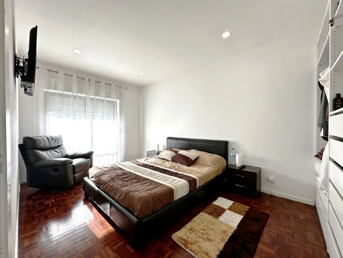 Moradia T3 para Venda em Cidade da Maia Foto 22