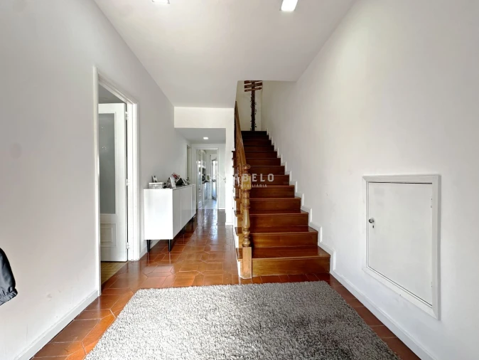 Moradia T3 para Venda em Cidade da Maia Foto 3