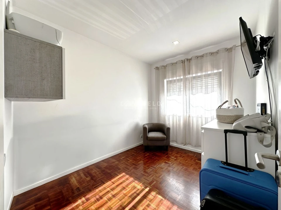 Moradia T3 para Venda em Cidade da Maia Foto 33