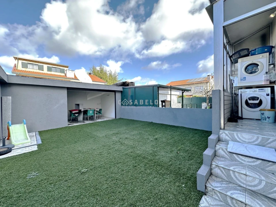 Moradia T3 para Venda em Cidade da Maia Foto 35