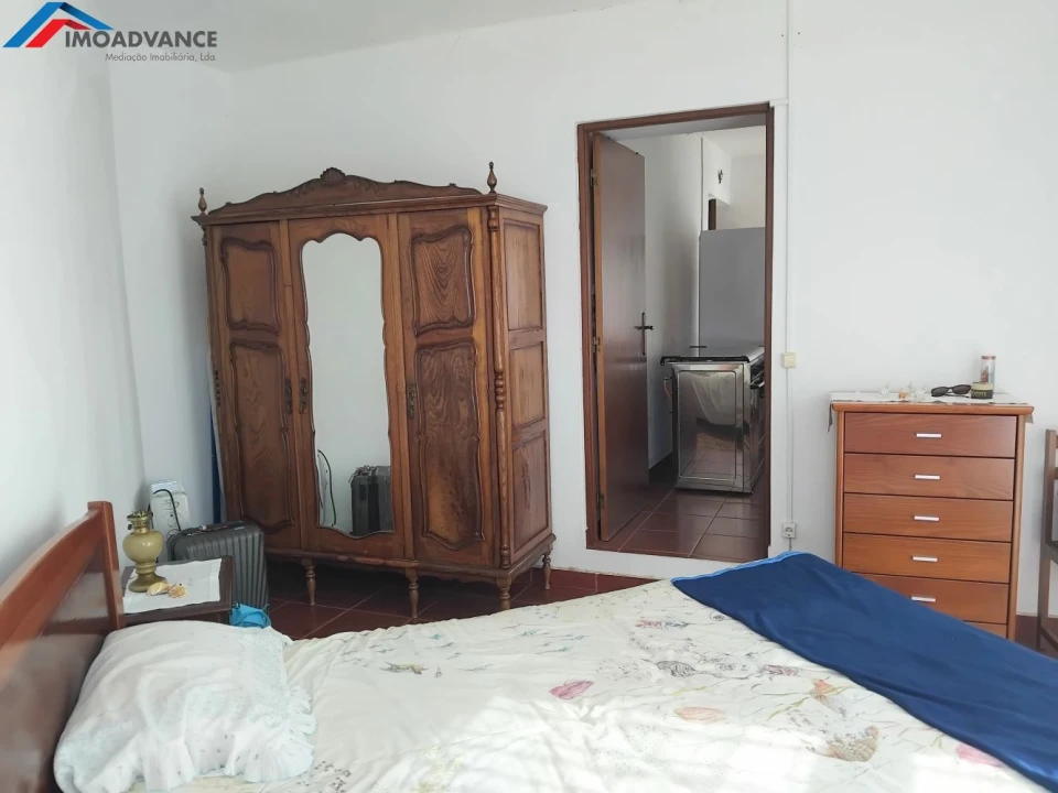 Moradia T3 para Venda em Lorvão Foto 6