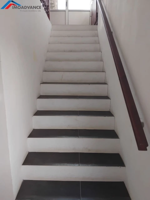 Moradia T3 para Venda em Lorvão