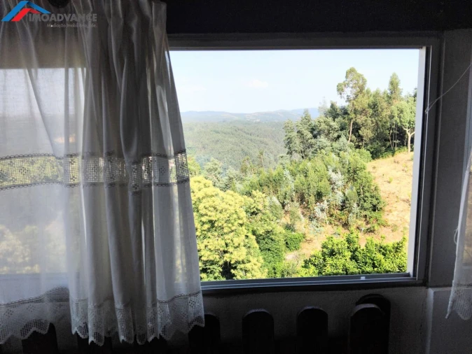 Moradia T3 para Venda em Lorvão Foto 21