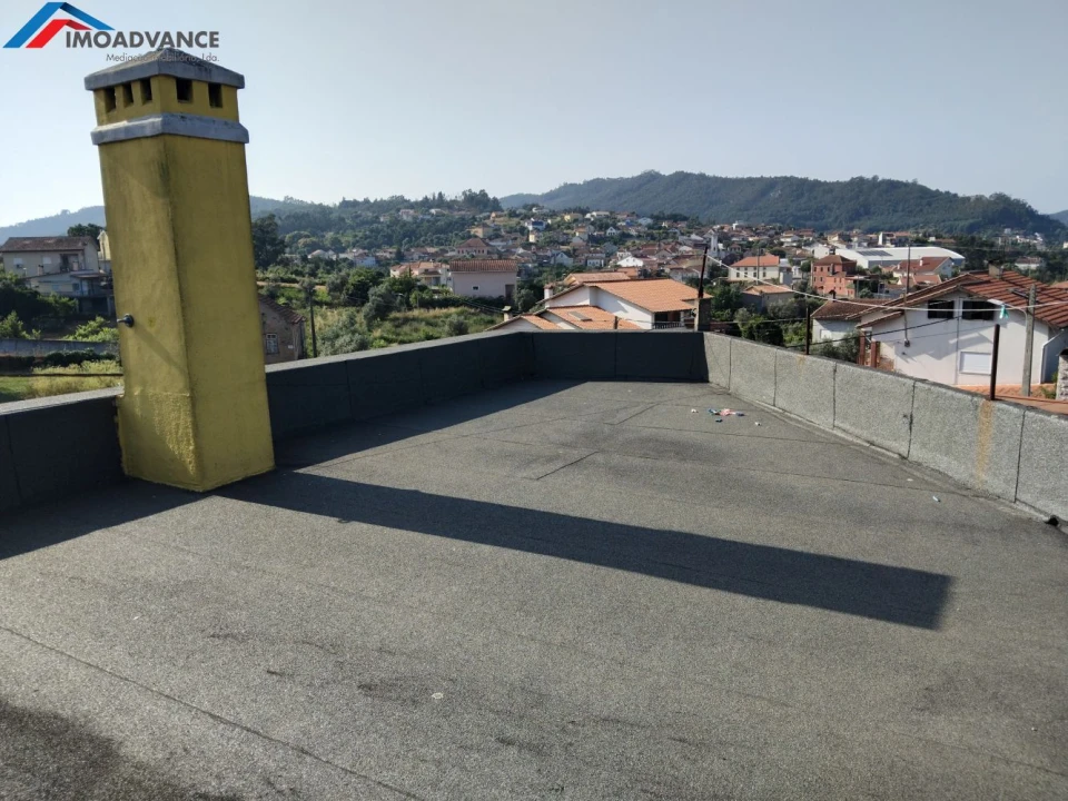 Moradia T3 para Venda em Lorvão Foto 3